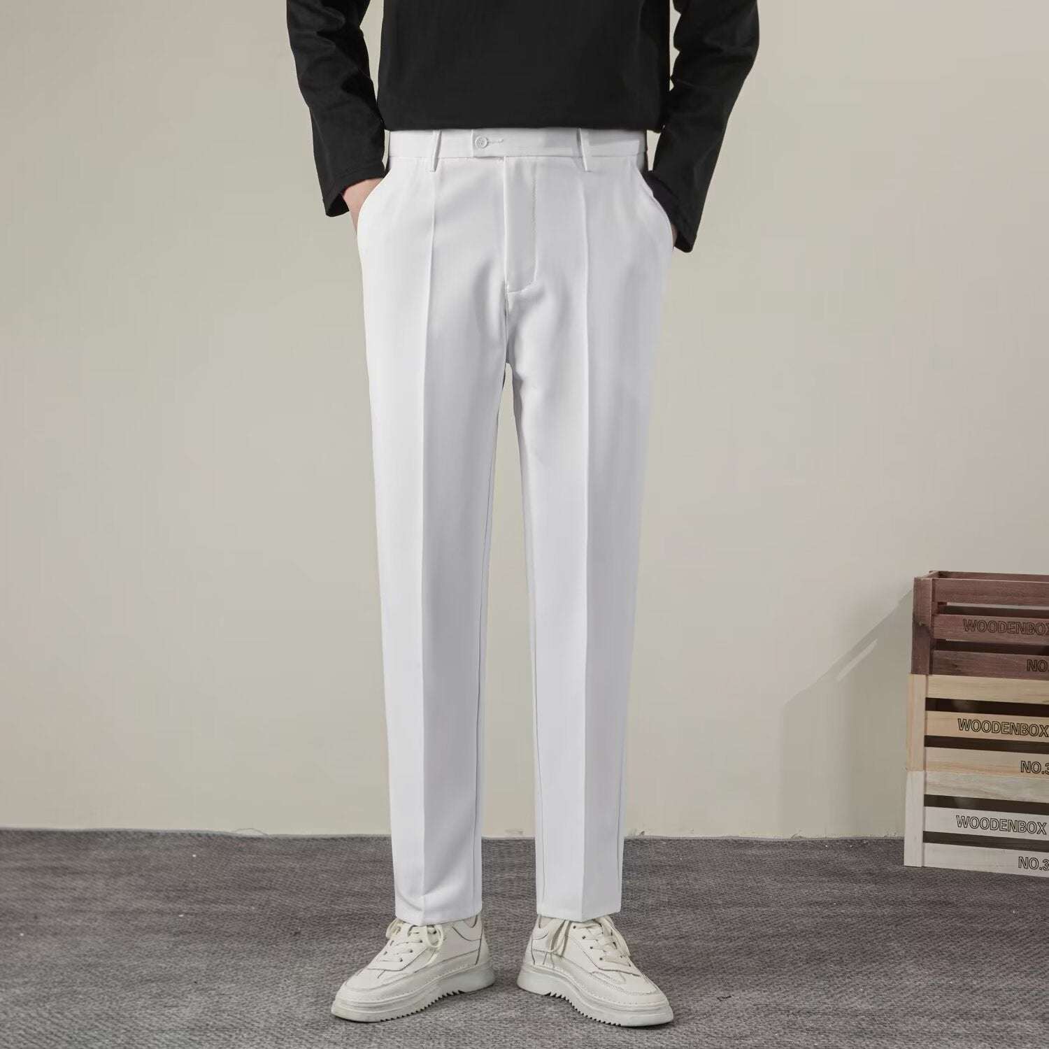 Pantaloni Classici con Chiusura Estesa